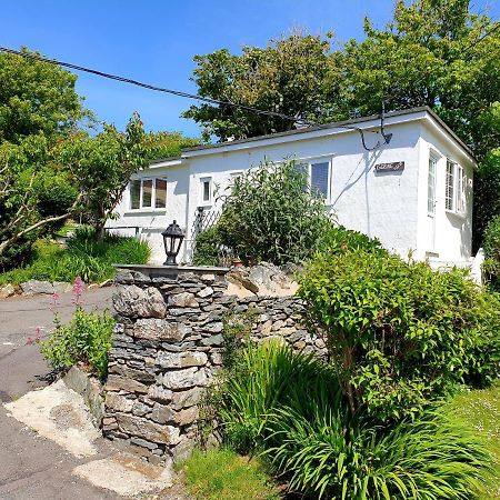 Iscraig Bach-Cosy 2 Bed Apartment-Close To Beach Trearddur Exterior foto